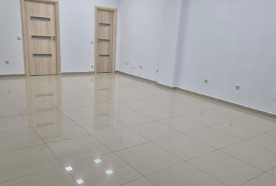 Spa?iu comercial,toate utilita?ile,2 locuri parcare, stradal - 6