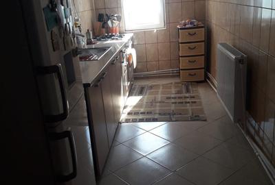 Casă cu 3 camere în Săucești - 3