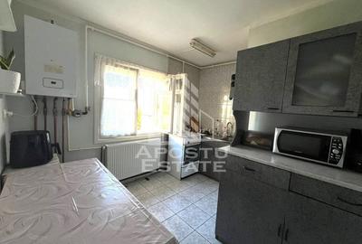 Apartament cu 3 camere, decomandat,2 bai, 2 balcoane, centrala proprie - 8