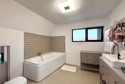 Casa premium - mobilata si utilata -teren 601 mp -  Sag - 13