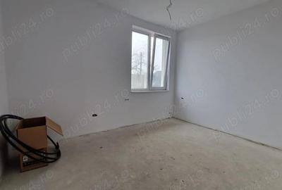 Casă cu Teren 265 Mp în Bucovăț (Remetea Mare)