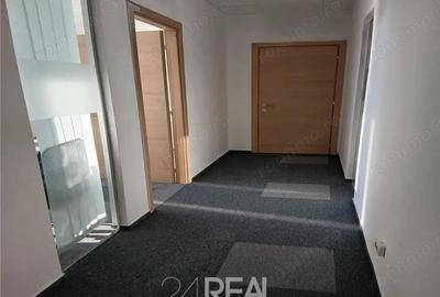 Spațiu comercial, în Aviației - 13