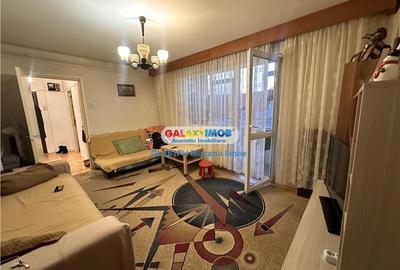 Vanzare apartament 3 camere, in Ploiesti, zona Podul Inalt