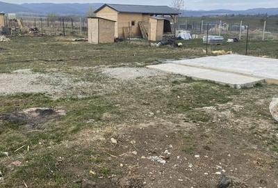 Teren de 351 mp, în Central - 1