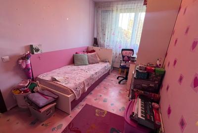 Apartament cu 4 camere de vanzare in zona Splaiul Crisanei - Oradea - 13