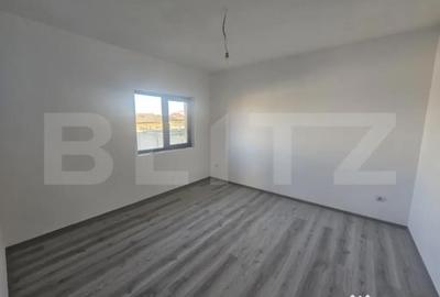 Casă cu 5 camere cu Teren 191 Mp în Central - 4