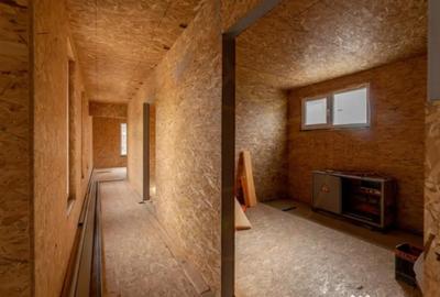 Casă cu 5 camere cu Teren 506 Mp în Budeasa - 10