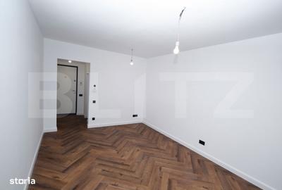 Apartament cu 2 camere decomandat în Micro 1 - 11