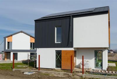 Casă individuală cu 4 camere cu Canalizare în Exterior Est - 14