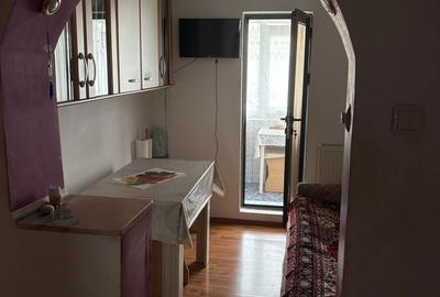 Apartament cu 2 camere decomandat în Central - 2
