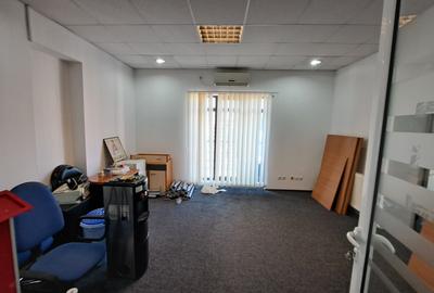 Birou, de 154.30999755859 mp, în Unirii - 22