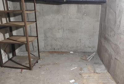 Apartament cu 3 camere decomandat în Lunei - 9