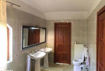 Casă cu 4 camere cu Teren 800 Mp în Livezeni - 7