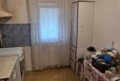 Apartament cu 3 camere decomandat în Dacia - 10