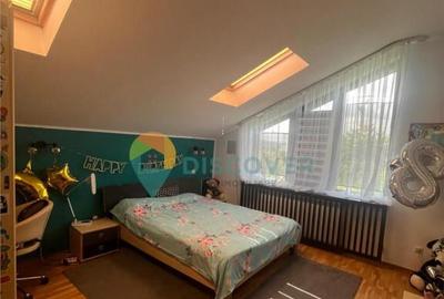 Casa 400 mp de Buhusi, Bacau - 12