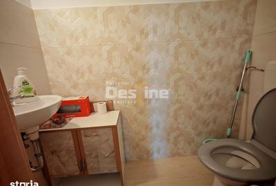 Apartament cu 3 camere în Tractorul - 1