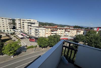 Apartament cu 3 camere decomandat în Câmpina - 8