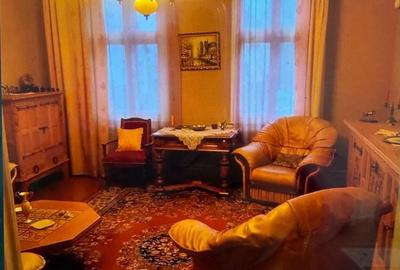 Casă cu 4 camere cu Teren 570 Mp în Central - 7