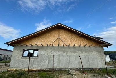 Vand sau schimb casa cu apartament - 6