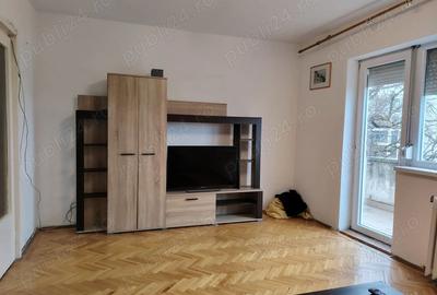Apartament cu 3 camere decomandat în Central - 8