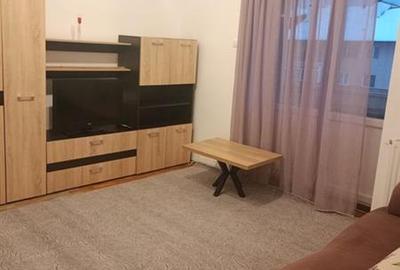 Apartament cu 2 camere semidecomandat, mobilat în Astra - 2