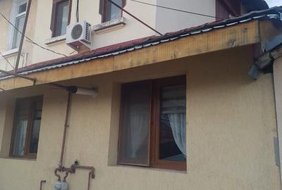 Apartament cu 3 camere semidecomandat în Central - 8