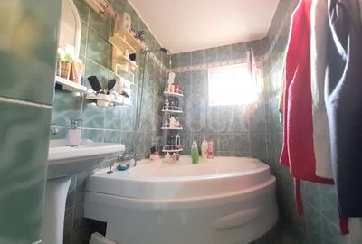 Apartament 4 camere de vanzare in Dorobantilor Oradea, Oradea Apartament 4 camere de vanzare in Dorobantilor Oradea, Oradea - 7