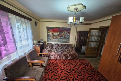 1/2 - Casa de vanzare + teren 472 mp - 12