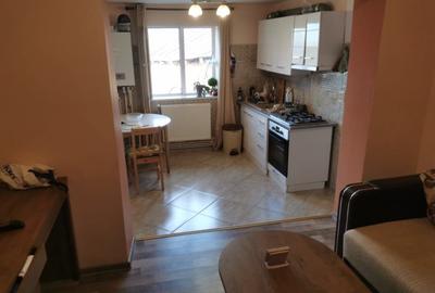 Apartament cu 2 camere semidecomandat în Pădurii - 3