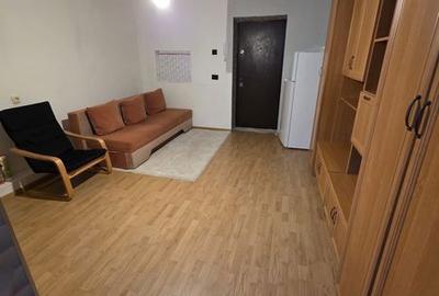Garsonieră în 7 Noiembrie