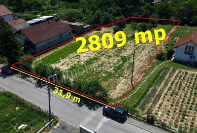 Teren de 2809 mp, în Central - 1