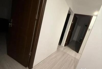 Apartament cu 3 camere decomandat în 1 Mai