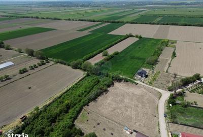 Teren de 1660 mp, în Vânători - 2