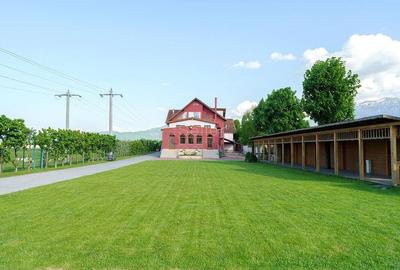 Complex de Vile cu Destinatii Multiple - 37