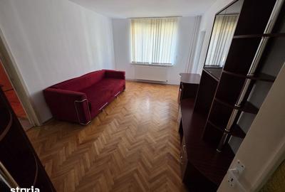 Apartament cu 2 camere decomandat în Astra - 3