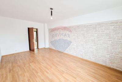 Apartament cu 2 camere de inchiria, situat Bd.Unirii - 6