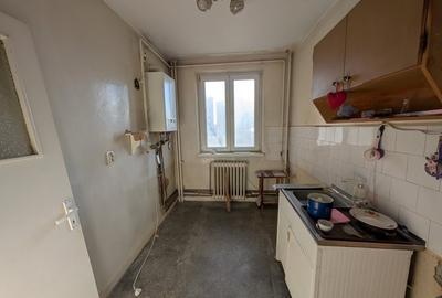 Cornisa etaj intermediar - 2 camere - Decomandat - 2