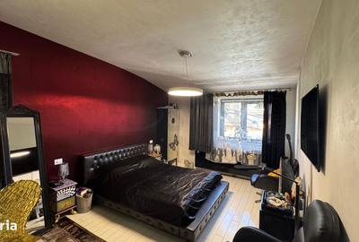 Casă cu 5 camere cu Teren 800 Mp în Bucureștii Noi