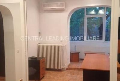 Garsonieră decomandată în P-ța Romană