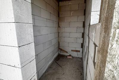 Casă cu 4 camere în Dumitra - 15