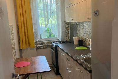 Garsoniera de inchiriat in zona Drumul Taberei / Metrou Valea Ialomitei - 2