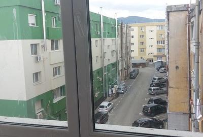 Apartament cu 3 camere decomandat în Central - 13