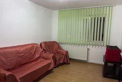 Apartament cu 2 camere nedecomandat în 9 Mai - 1