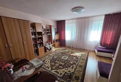 Apartament 3 camere, 64 mp, etaj intermediar, CInema Dacia - 1