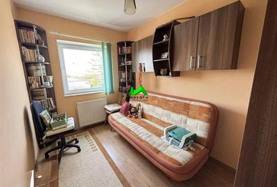 Apartament de vanzare 3 camere pivnita Sibiu Cal Poplacii - 6