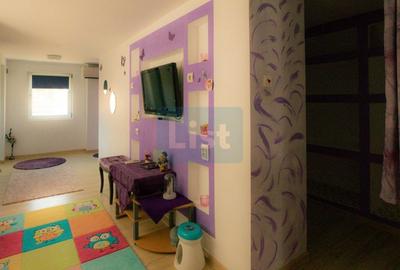 Casă cu 7 camere cu Canalizare în Centrul Civic - 15