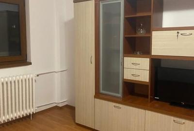 Proprietar,Vand 2 camere,doua balcoane B-dul Chisinau-stradal/5 minute Mega Mall - 3