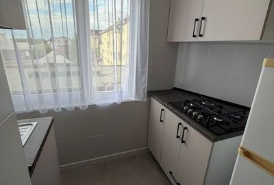 Apartament cu 2 camere decomandat în Ultracentral