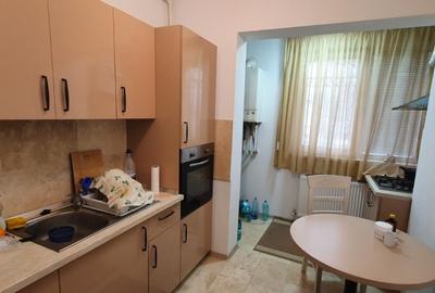 Apartament cu 2 camere semidecomandat în Vest