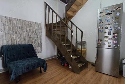 Casă cu 4 camere cu Teren 190 Mp în Giurgiului